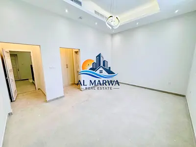 Best offer 5bhk with huge majlis big yard just 150k