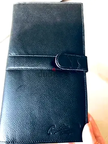 Black Leather Long Wallet with Snap Closure - 🐊 brand