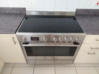 Bosch Series6 Electric Ceramic Cooker stove 90x60cm