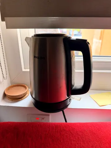 Philips Stainless Steel Electric Kettle - 1.7L (Good Working Condition)