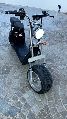 Black electric scooter Harley speed 70 km/h