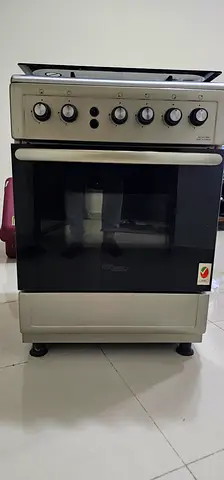 Used freestanding gas cooker with oven - good working condition, Brand- Super general