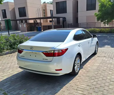 صورة 4 لـ 2013 Lexus ES-SERIES