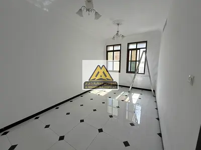 سكن عائلي فاخر بالروضة 3 - بناية حديثة بنظام دخول ذكي وباركن مجاني