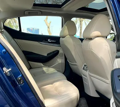 صورة 13 لـ 2017 Nissan MAXIMA