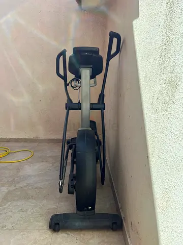 NordicTrack C 12.5 Elliptical - Heavy Duty (Price Negotiable)