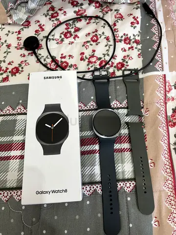 Samsung Galaxy Watch8 LTE 44 mm like brand new