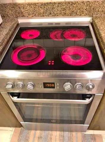 Beko stainless steel electric ceramic cooker 60x60cm