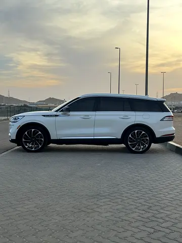 2021 Lincoln AVIATOR 照片 9