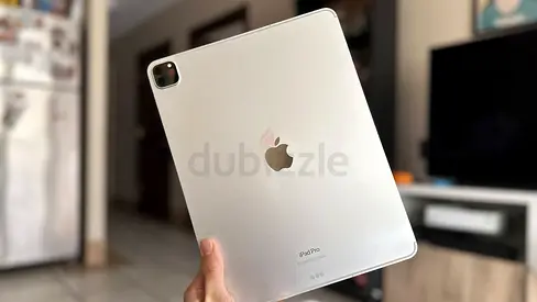 Apple iPad Pro (Silver) - Good Condition