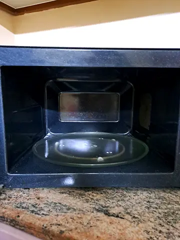 Microwave Glass Turntable Plate with Support Ring - Used