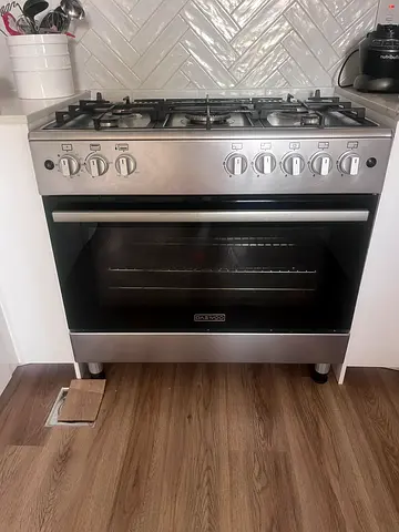 Daewoo gas oven