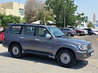 Toyota Land Cruiser GXR 2005 GCC Specs