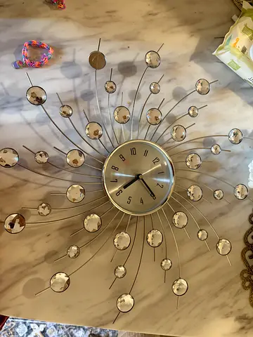 Wall clock