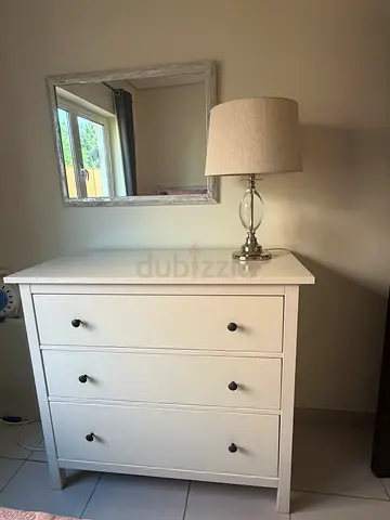 IKEA Malm White 3-Drawer Chest / Dresser in Good Condition