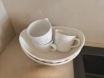 Set of white ceramic mugs and bowls - MUST GO