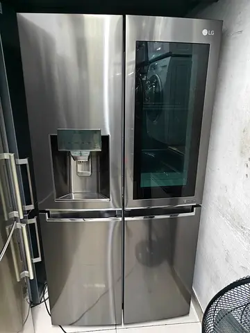 LG 4 door fridge freezer with ice maker and insta view door