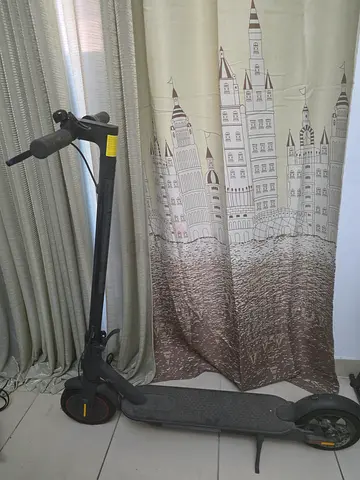 MI Adult Electric Scooter (Foldable) - Gently Used