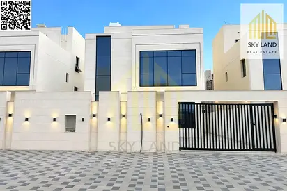 Prime Location - Two Floors and Roof - Registration Included
