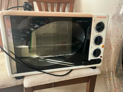 Nikai Countertop Oven - Good Working Condition