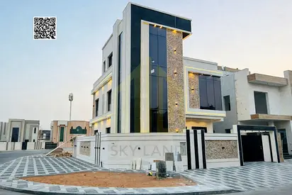 Corner Villa - Luxury Finishing - Prime Location
