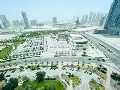 Hot Deal! Spacious apartment, 2+maid, High Floor, Vacant