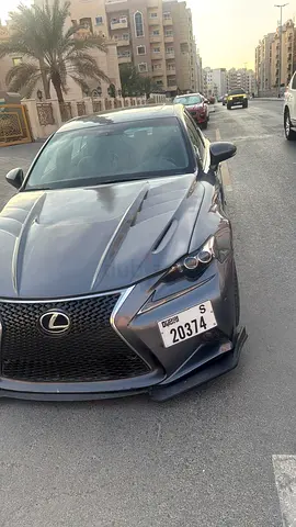 Lexus is300