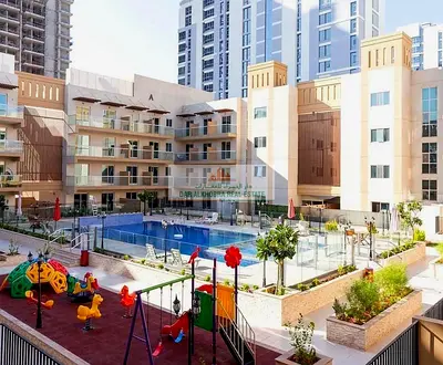 Available | Private Garden | Ready to Move In