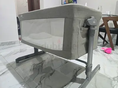 Joie bedside bassinet / co-sleeper - gently used