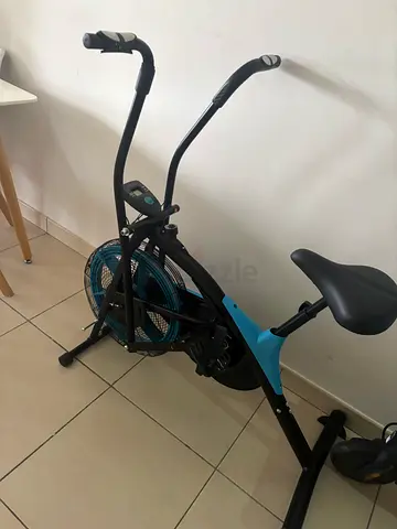 Exercise cycle