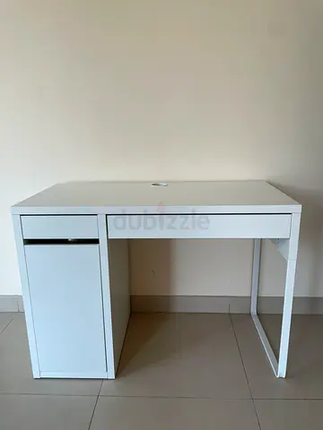IKEA MICKE desk - White - Brand New