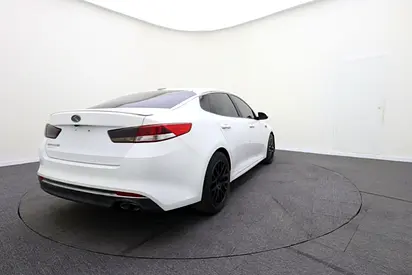 صورة 4 لـ 2016 KIA OPTIMA