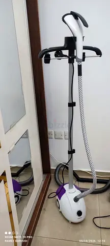 Garment Steamer – Excellent Condition 👔✨