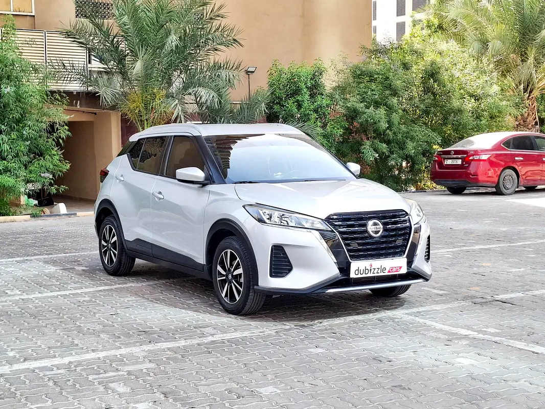 Nissan Kicks 2022 — photo 1 of 15