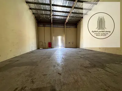 Warehouse 2450 sqft UAQ 25kW high ceiling ready use