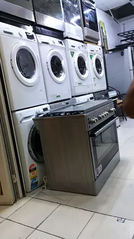 Washing machine Used freestanding oven with gas cooktop - good working condition