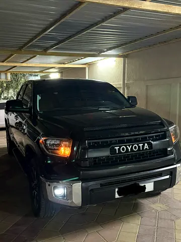 Toyota Tundra 2015 limited