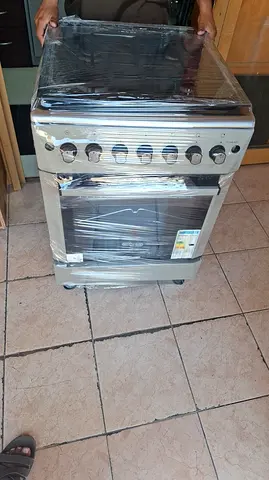 4 burner gas cooker