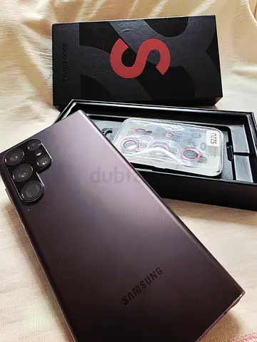 Samsung Galaxy S22 Ultra Burgundy 512/12Gb with original box and case - good condition. No scratches