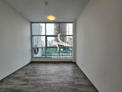 شقة بغرفتي نوم | إطلالة على المسبح ووسط المدينة | Rose 10 JVC | تصميم غير مفروش
