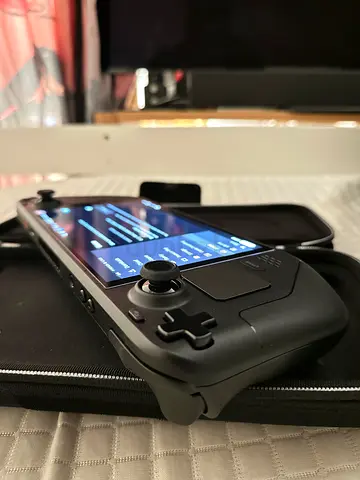Valve Steam Deck (handheld PC) used only for few times. No scratch or dent.