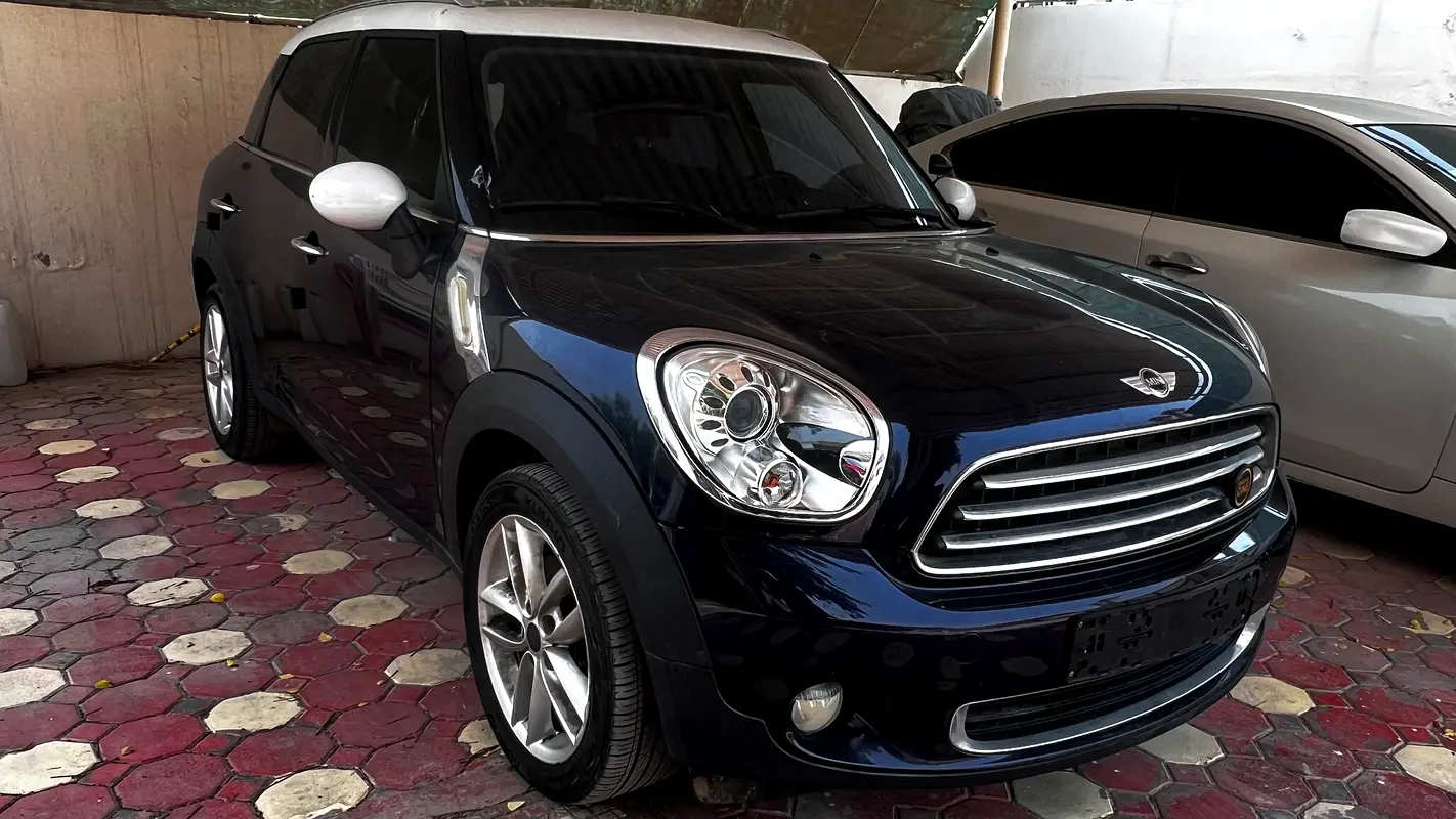 MINI Countryman 2011 — photo 1 of 5