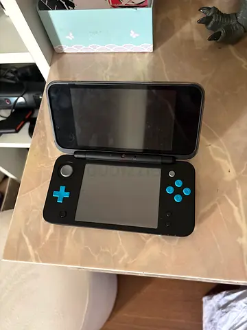 Modded Nintendo 2DS XL handheld console in good condition