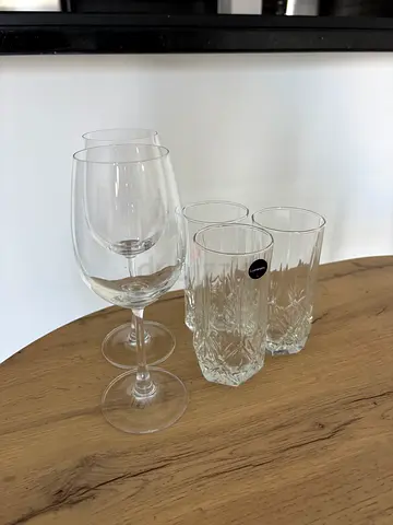 Brand New Glassware Set x5