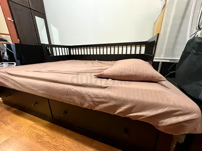 IKEA Hermes Daybed with 2 drawers