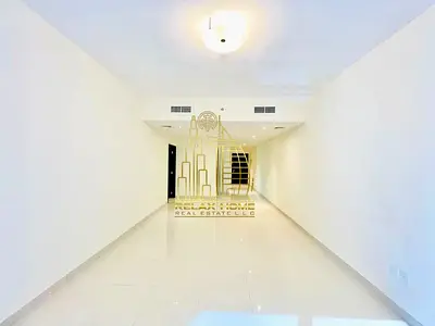 Modern 1BHK | Gym & Pool | Close Metro | All Amenities