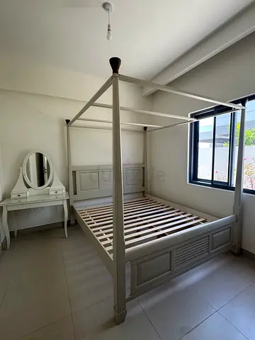Bed frame