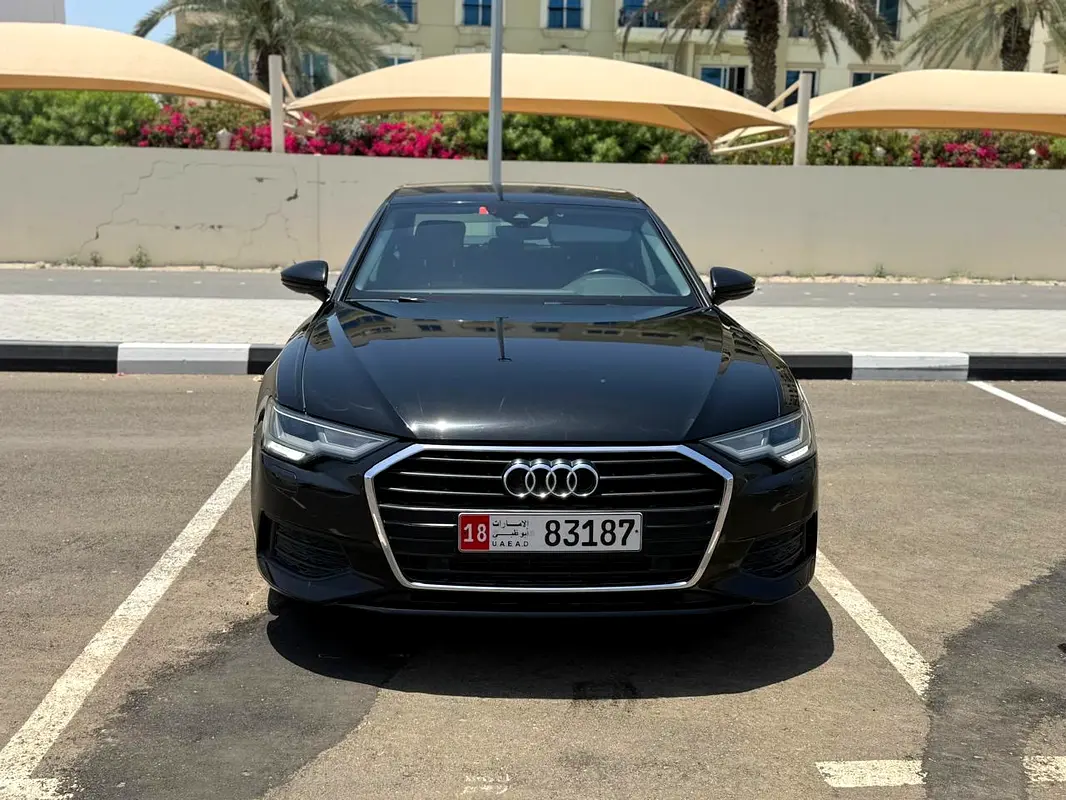 Audi A6 2021 — photo 1 of 9