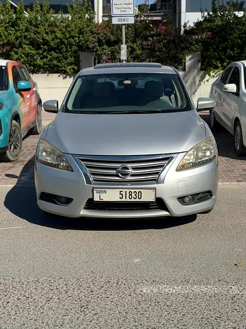 Nissan Sentra SL 2014 GCC Specs SUNROOF - Fully Loaded Excellent Condition