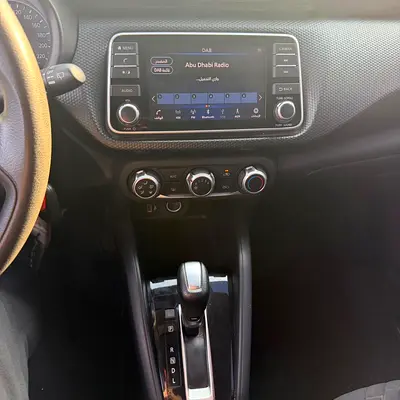 صورة 10 لـ 2022 Nissan KICKS